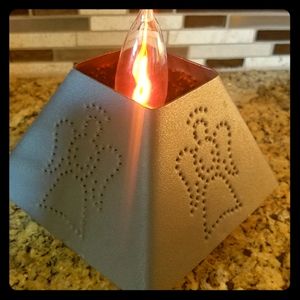 Decorative Flicker Flame Table Lamp
